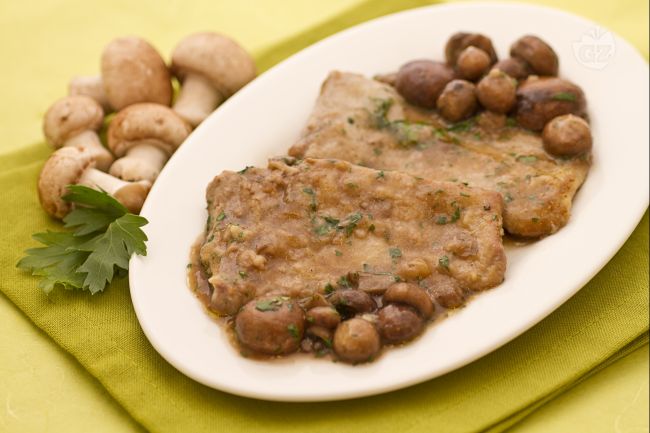 Scaloppine ai funghi Champignons trifolati